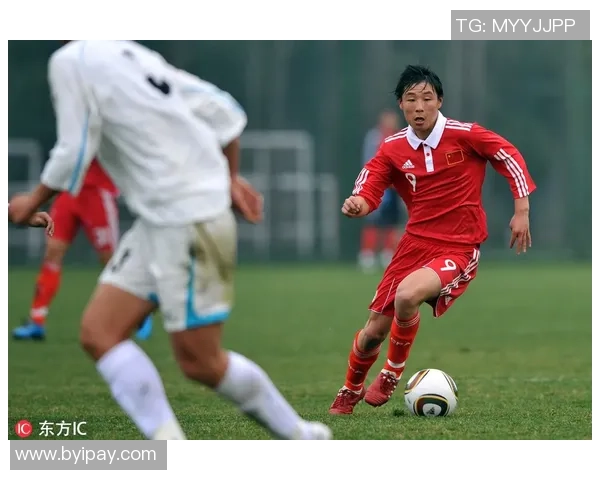 魏晶晶足球之路：从青涩少女到国家队明星的奋斗历程